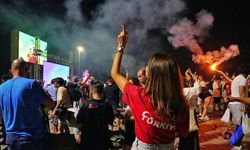 İzmir tek yürek olacak: İşte Dünya Kupası'nı izleyebileceğiniz istasyonlar
