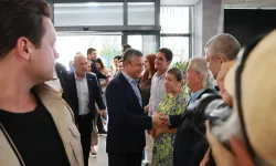 İl Başkanlığı'na ziyarette bulundu... Özgür Özel İzmir'de