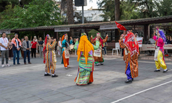 5'inci Bornova Halk Dansları Festivali coşkulu açılışla başladı