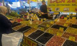 İzmir'de pazar fiyatları aldı başını gidiyor... Vatandaş da esnaf da muzdarip
