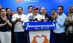 Ermenistan’da ‘normalleşme’ kazandı: Paşinyan zaferini ilan etti!