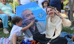 İzmir’de uçurtmalar Sırrı Süreyya Önder için yükseldi