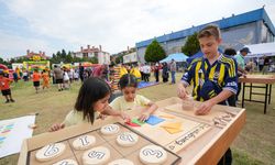 Minikler geri dönüşümle tanıştı: Gaziemir’de renkli Dünya Çevre Günü