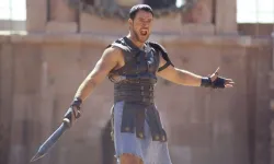 Russell Crowe’dan Gladyatör itirafı: O sahneye karşı çıktım!