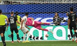 İran iki kez geriye düştü ama pes etmedi: Yeni Zelanda yıkıldı!