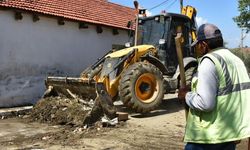 560 bin TL’lik yardım yapıldı… Manisa’daki felakete Büyükşehir’den destek