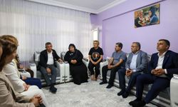 Özgür Özel’den Kabaiş’in ailesine ziyaret