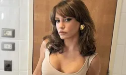 Serenay Sarıkaya’nın bikinili pozlarına beğeni yağdı