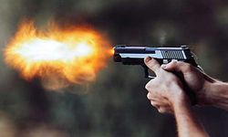 Firari hükümlü ‘teslim ol’ çağrısına silahla karşılık verdi