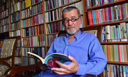 Şair Ahmet Telli entübe edildi