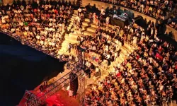 Bergama’da sanat şöleni: Tiyatro festivalinin programı açıklandı