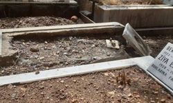 İzmir'deki mezarlıklar için dikkat çeken çıkış: Bu kentte mezar sahibi olmak bir hak mı?