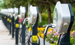 Konak’ta elektrikli araç atağı: 4 noktaya istasyon geliyor