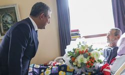 Özel vefat eden Telli’ye o dizelerle veda etti