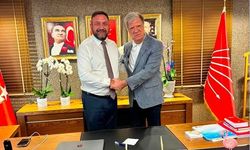 CHP İzmir İl Başkanı Utku Gümrükçü'ye Ali Engin'den tebrik ziyareti