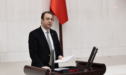 CHP’li İnan Akgün Alp: İlla iradesini pavyon kapısında satan delegasyonla mı seçime gireceksiniz?