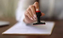 AYM'den noterlerin tatil mesaisine iptal kararı