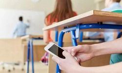 Çekya’dan okullarda cep telefonu yasağı hamlesi