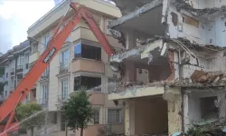 İzmir Valiliği düğmeye bastı… Kamu binaları yıkılıyor