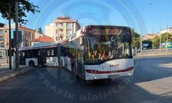 Buca’ya girişte arızalı araç: Yetkililerden trafik için uyarı