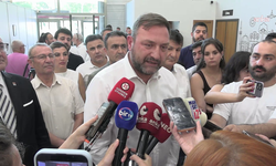 CHP İzmir İl Başkanı Gümrükçü'den 'komisyon' açıklaması: Bir uzlaşı varsa CHP grubu da o uzlaşının içerisinde yer alır