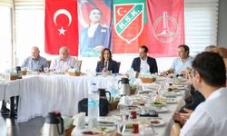 Camianın önemli isimleri bir arada: Gündem Karşıyaka Stadı