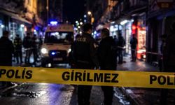 Midyeciyle kavga etti, kız kardeşini bıçakladı