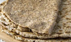 Ekmek yerine bunu tüketin! 4 Malzemeyle yapılan Fit Lavaş tarifi