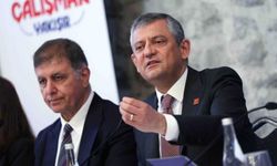 Özel’den Tugay’ın AKP’ye transfer iddialarına yanıt: İzmirlilerin yüzüne nasıl bakacak?