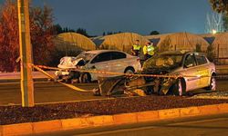 Antalya'da korkunç kaza: 2 can kaybı, 3 yaralı