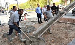 Konum: Mustafa Kemal Caddesi… Kaldırım çalışmalarında ikinci etap