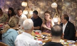 Konak’ta tarihi çarşı Kemeraltı masaya yatırıldı