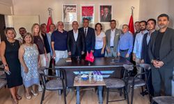 CHP'li Mahir Polat'dan Foça Belediyesine ziyaret