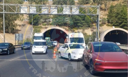 Bornova’ya gidecekler dikkat: Büyük tünelde kaza!