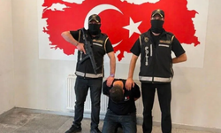 Yeni nesil suç örgütü şüphelisi Azerbaycan'da yakalanarak Türkiye'ye getirildi