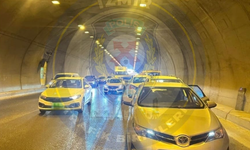 Trafik Birimleri duyurdu:Büyük Tünel içerisinde trafik kazası!