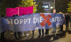 Almanya’da faşizme geçit yok: 10 bin kişi AfD’nin yasaklanması için yürüdü!