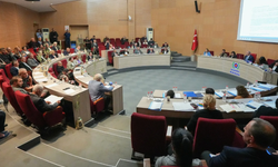 Gaziemir meclisinde 'akraba' krizi: Bilirkişi listesindeki 4 isme itiraz edildi
