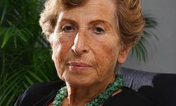 ‘Hocaların Hocası' Prof. Dr. Gülten Kazgan’a veda