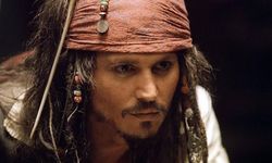 İkonik rolüyle geri dönüyor! Johnny Depp 'Karayip Korsanları 6' için kolları sıvadı!