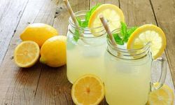 Yaz aylarının vazgeçilmezi... Ev yapımı limonata nasıl yapılır?