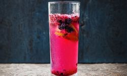 Klasik içecekleri unutun… Yazın favorisi orman meyveli soda!