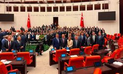 İzmir milletvekillerinden 'Çerçeve Yasa'ya destek: 18 ‘evet’, 10 ‘hayır’