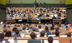 2026 - 2027 eğitim öğretim döneminde üniversite harçlarına zam geldi: Hangi bölüm, ne kadar ödeyecek?
