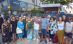 İzmir’de velilerden eğitim tepkisi: Sıkış tepiş eğitim geleceğe haksızlık