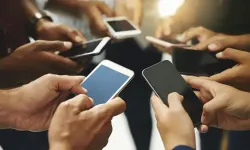 Dar gelirli için cep telefonu hayal oldu: Vergi miktarı, ürün fiyatından yüksek!