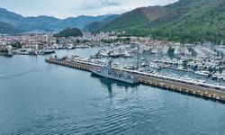 TCG Zıpkın Marmaris'te ziyaretçilere kapısını açtı
