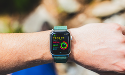 Yeni Apple Watch'larda tekrarlayan sorun: Zaman ayarları sıfırlanıyor