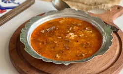Dünyanın en iyi ikinci çorbası seçildi... Beyran çorbası tarifi