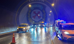 Bayraklı Büyük Tünel içerisinde trafik kazası: Sol ve orta şerit kapalı